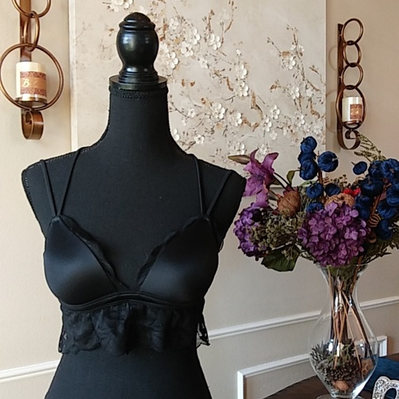 Pink Victoria's Secret Push-up Black Scallop Lace Bralette Bra. Size XS - Picture 15 of 17